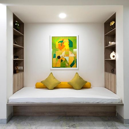 Nest By Rivido Apart Hotel, Bannerghatta Road Bangalore Exteriör bild