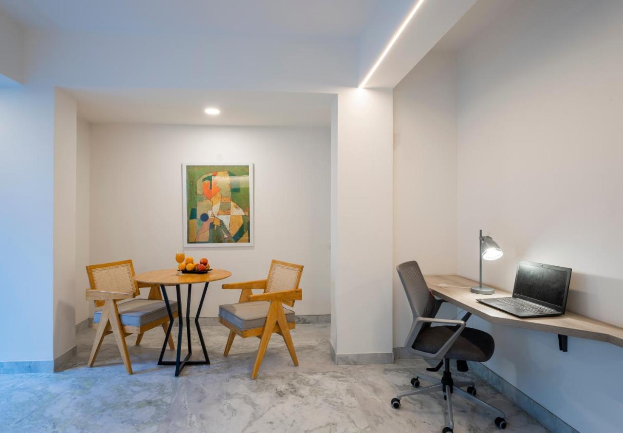 Nest By Rivido Apart Hotel, Bannerghatta Road Bangalore Exteriör bild