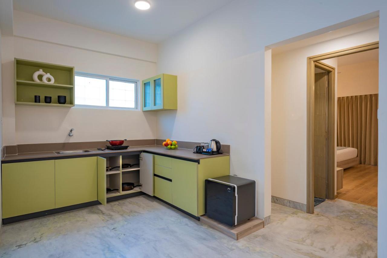 Nest By Rivido Apart Hotel, Bannerghatta Road Bangalore Exteriör bild